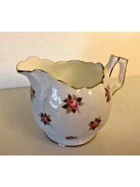 Vtg Aynsley China Hathaway AKA Rosedale Mini Crocus Shape Creamer Pink Rosebuds